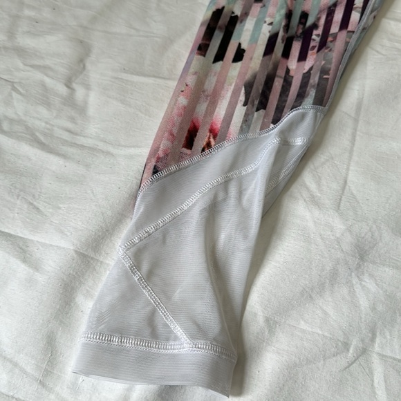 Calia By Carrie Underwood  Luster Striped Floral Mesh Leggings Size S Great - Picture 2 of 9